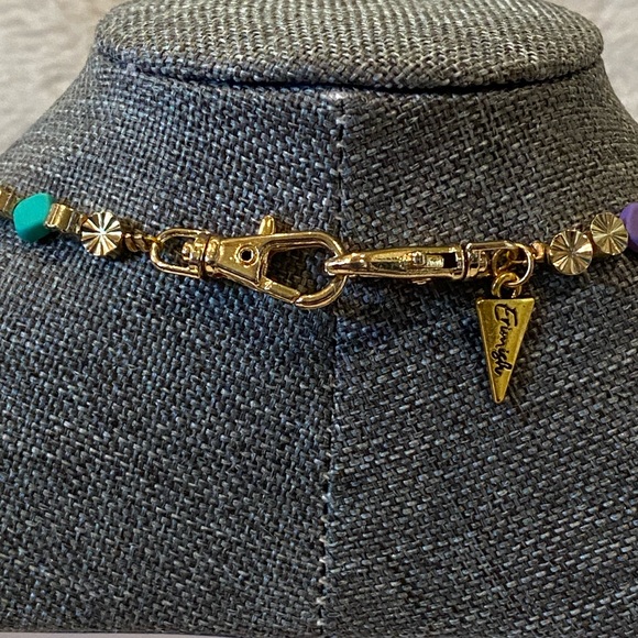 Costume Jewelry - 25" Beaded Necklace Goldtone and Multi-Colored Faux Beads - Picture 4 of 5